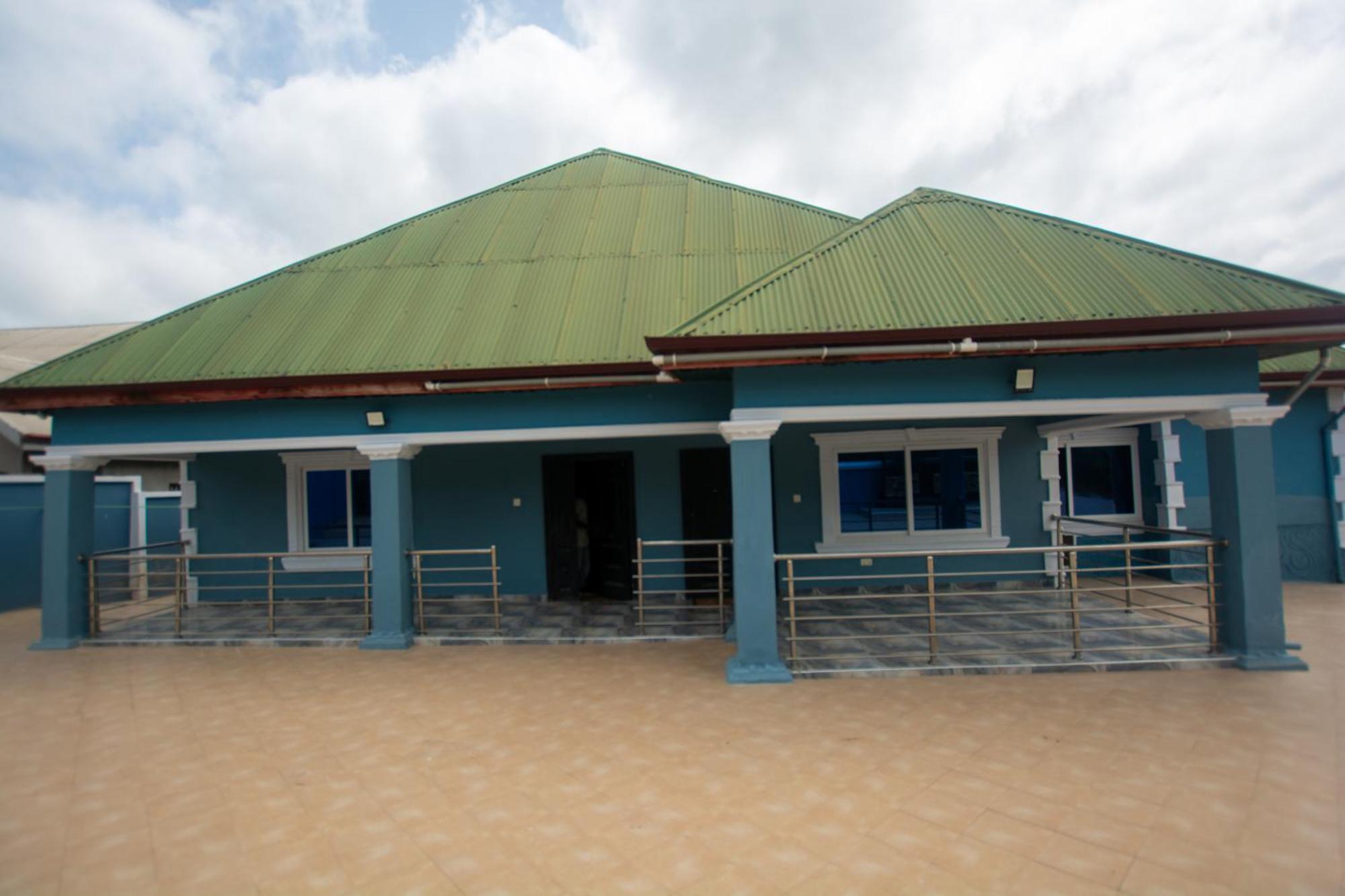 Yaa Asantewaa Inn Ejisu Esterno foto