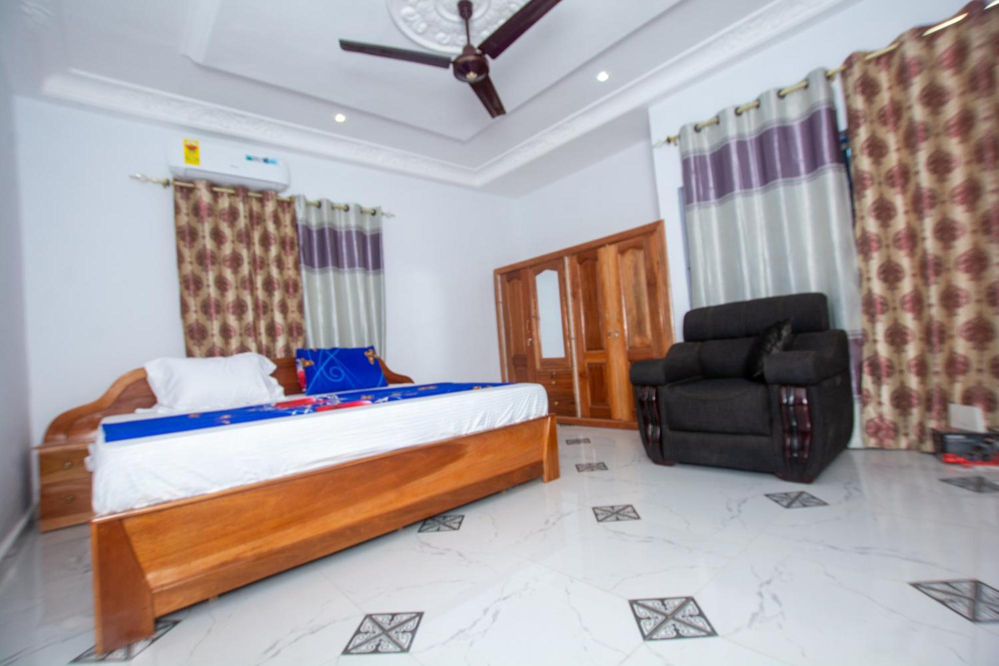 Yaa Asantewaa Inn Ejisu Esterno foto